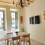 Apartment Testaccio Charme *